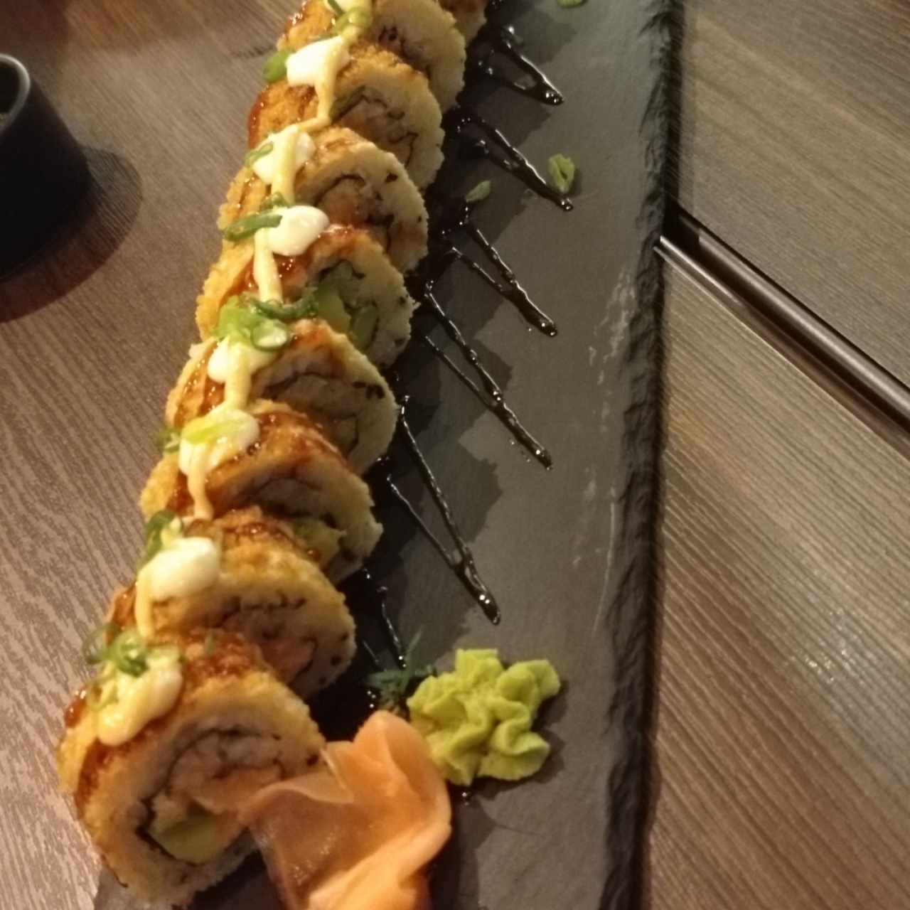 SUSHI BAR - Spicy Salmón tempurizado