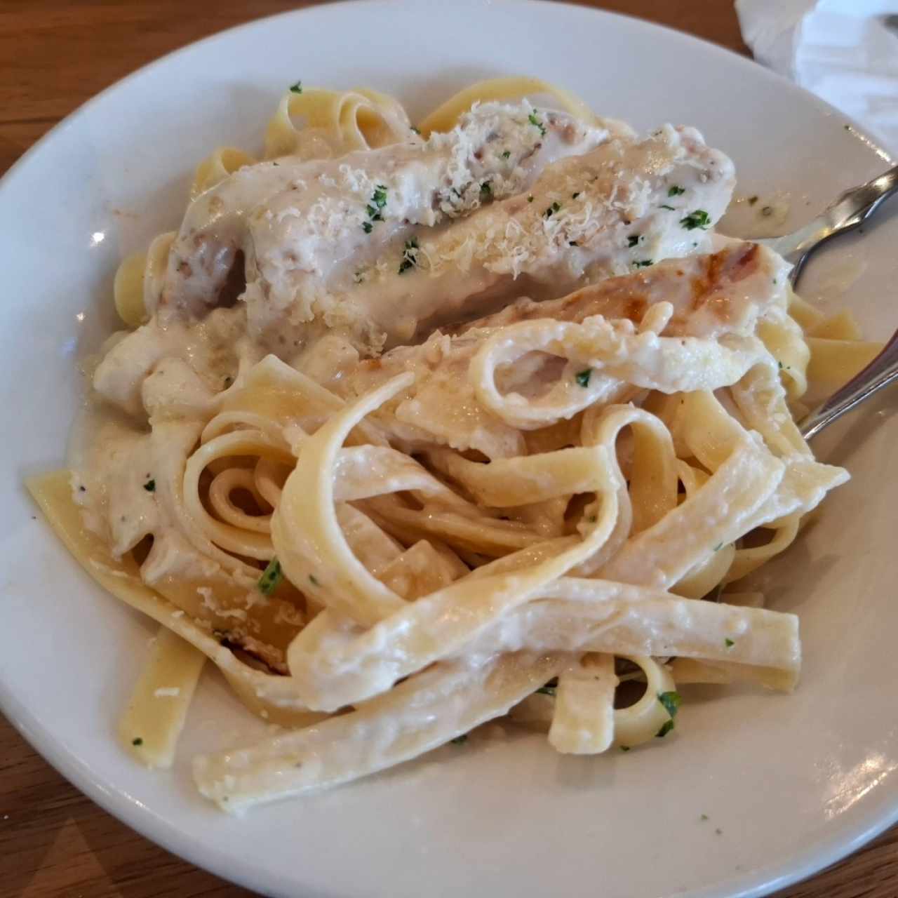 Amazing Alfredos - Chicken Alfredo