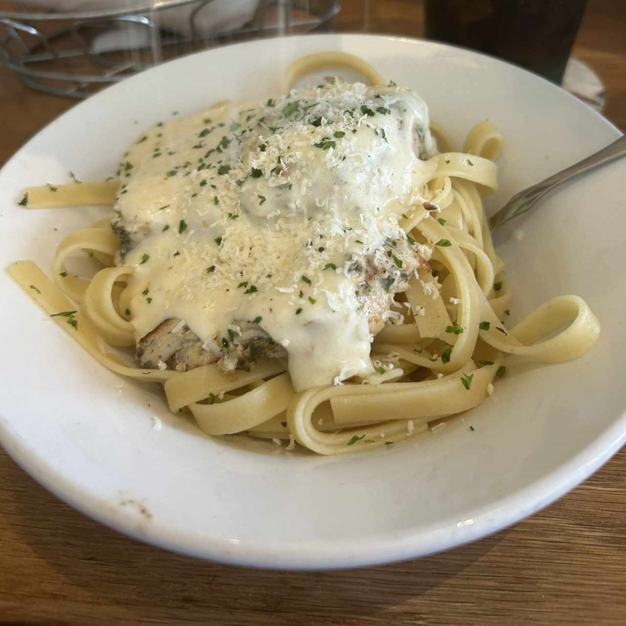 Amazing Alfredos - Chicken Alfredo