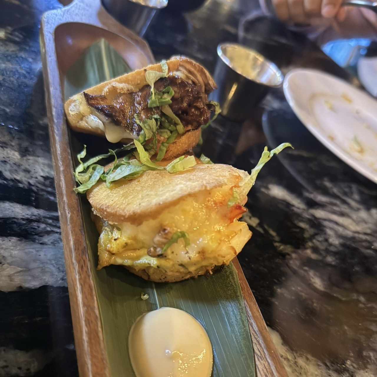 Emboscada Inicial - Dúo de Arepas