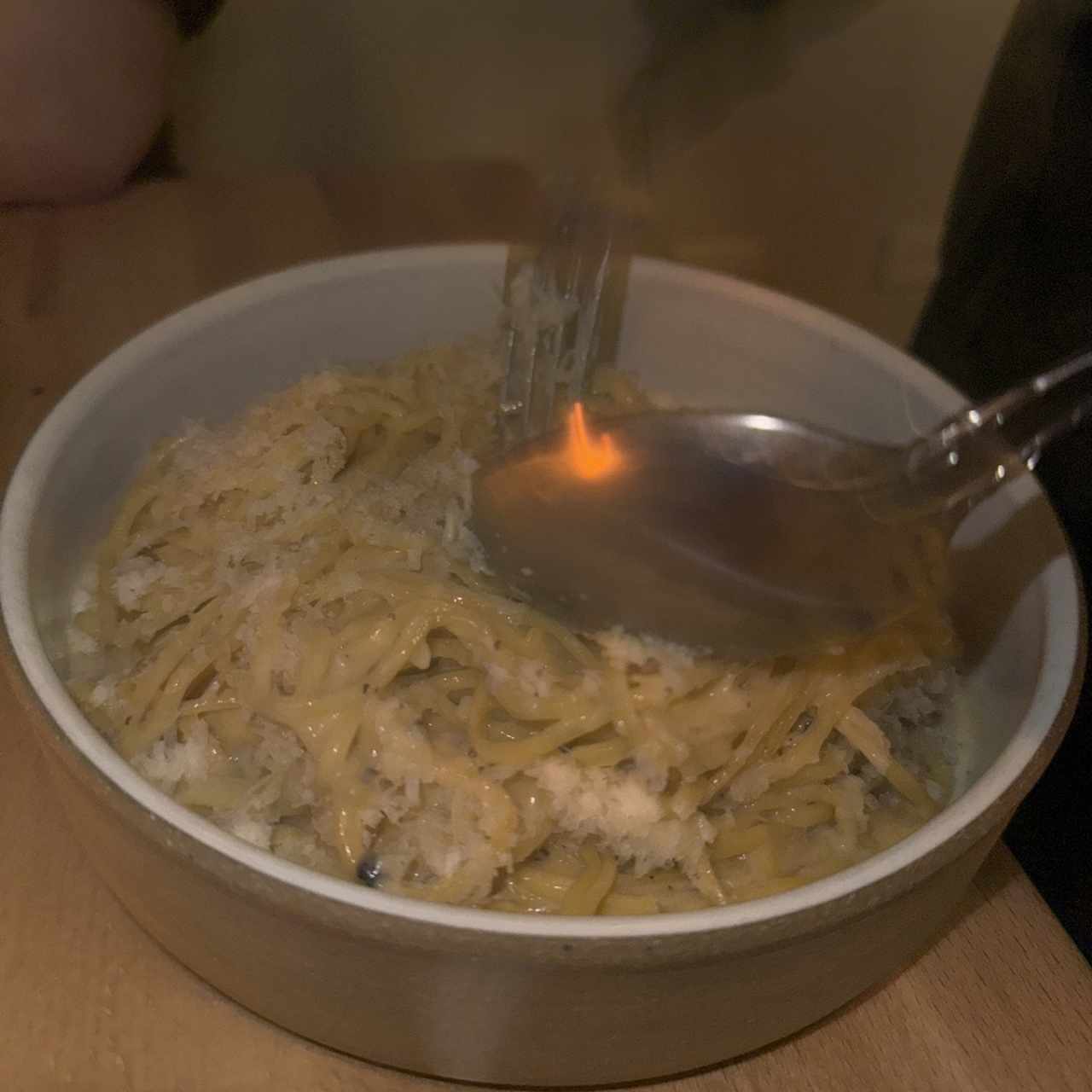 Espagueti al cacio e Pepe