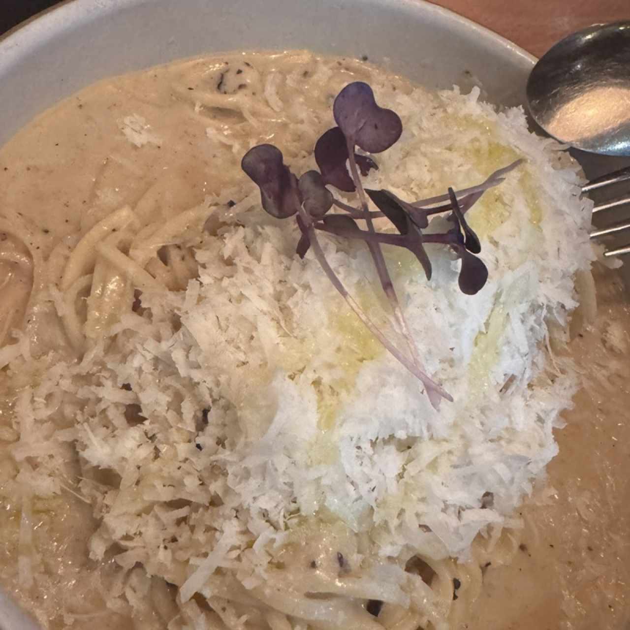 Espagueti Al Cacio E Pepe