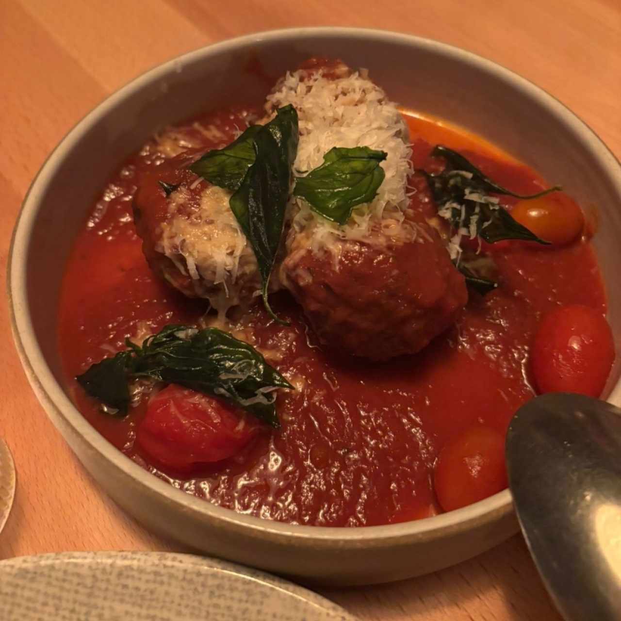 Polpette,Pomodorini e Pecorino