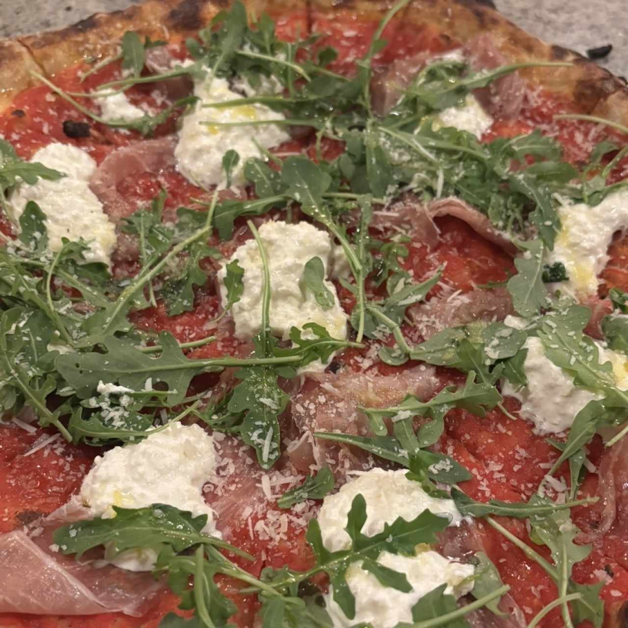 Pizzas Rojas - Speck e Stracciatella