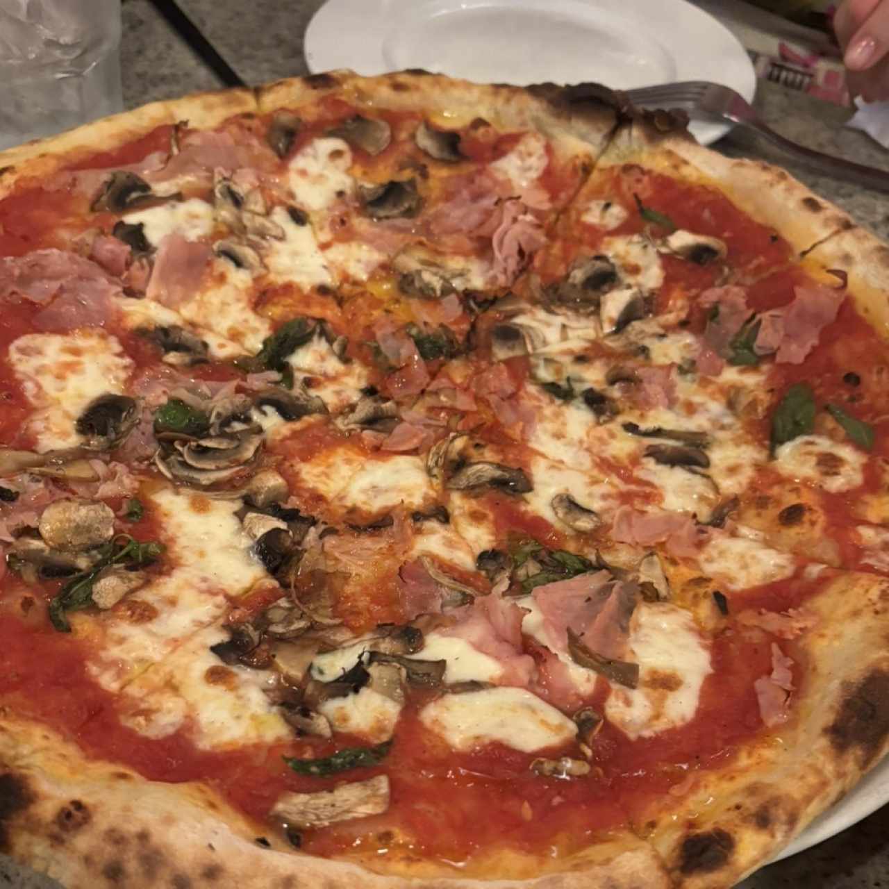 Pizzas Rojas - Cotto e Funghi