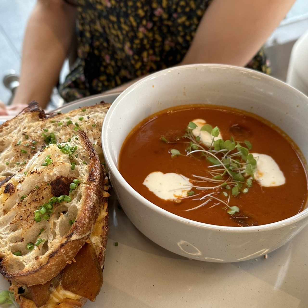 TOMATO SOUP & GRILLED CHEESE SANDWICH