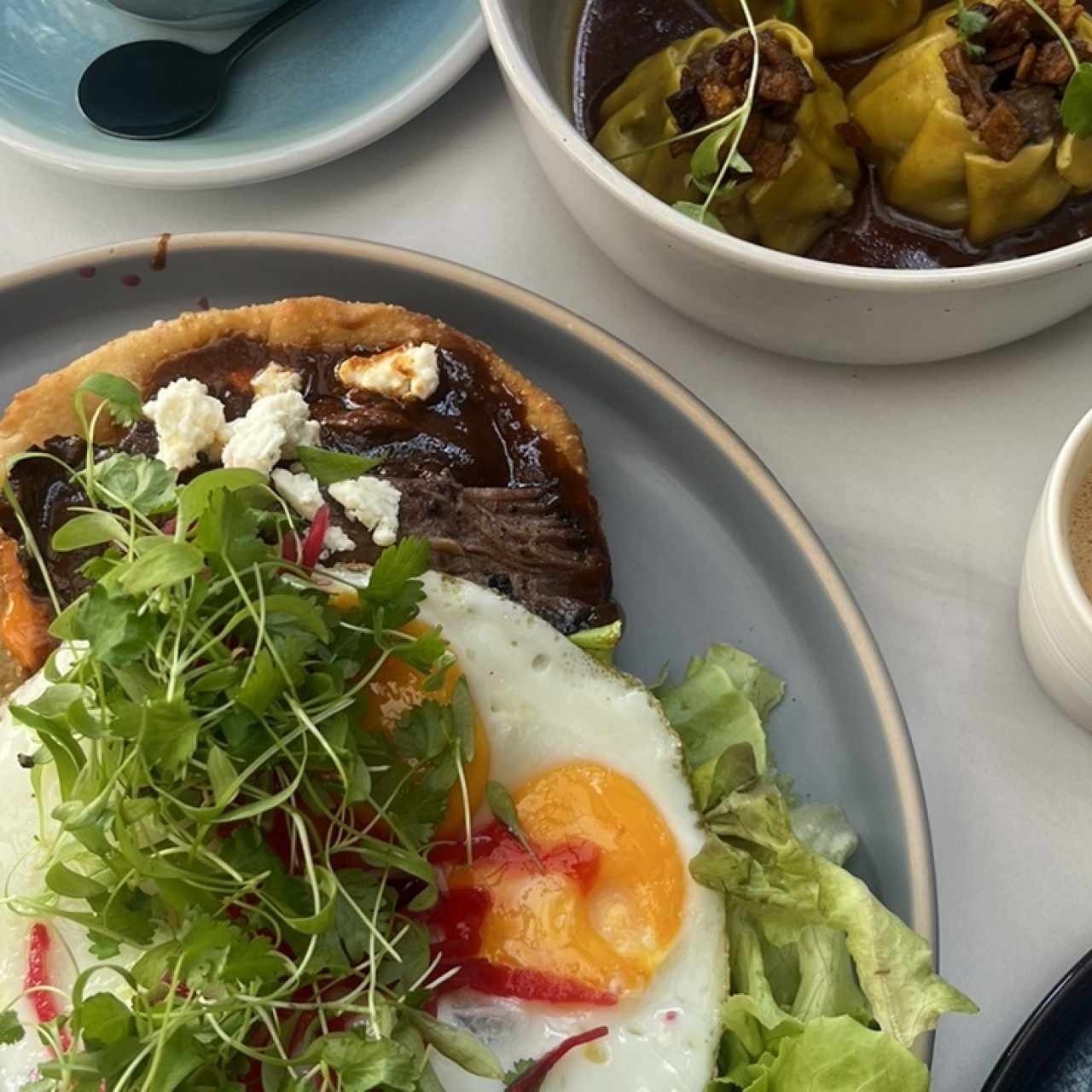 HOJALDRA BRISKET AL ESTILO AU CHEVAL