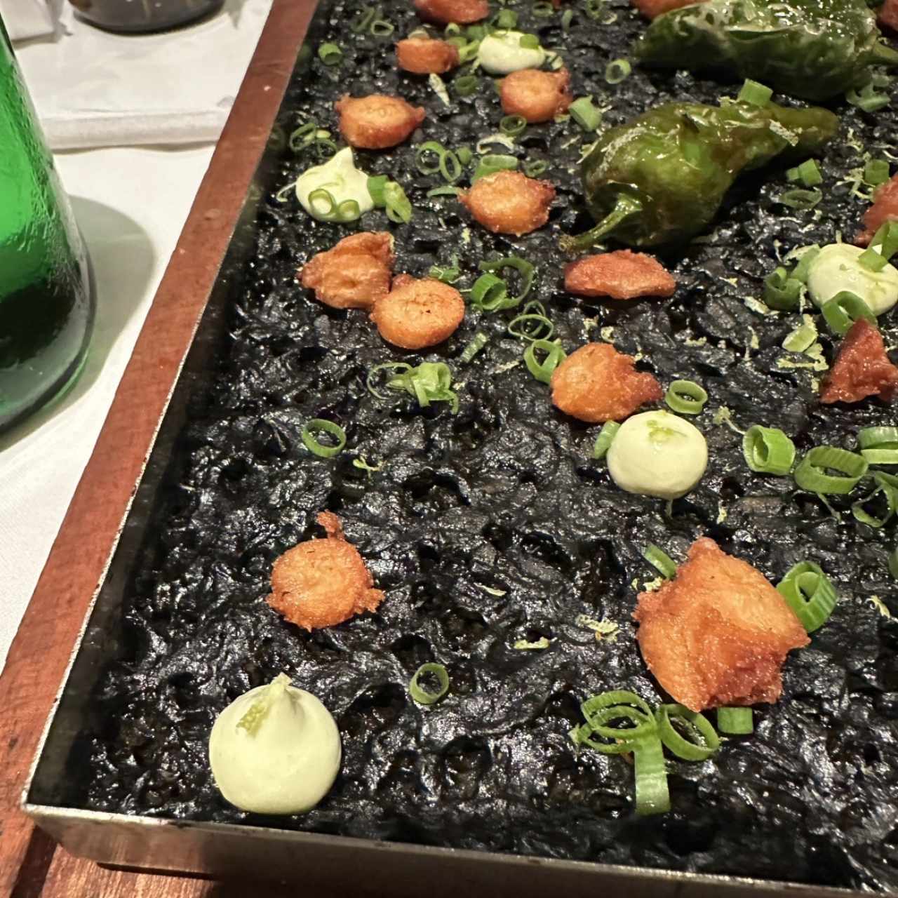 Arroz negro con pulpo crocante