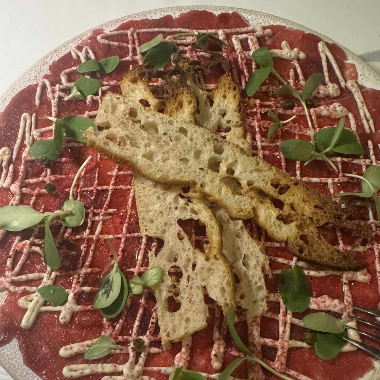 ENTRANTES FRÍOS - CARPACCIO VITELLO TONNATO