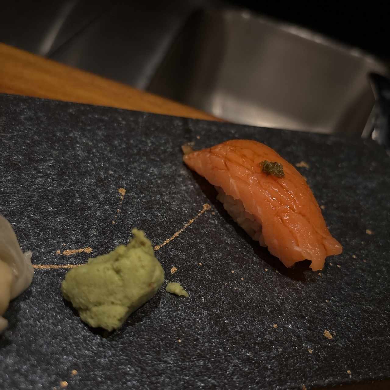 Nigiri - Oraking Salmon