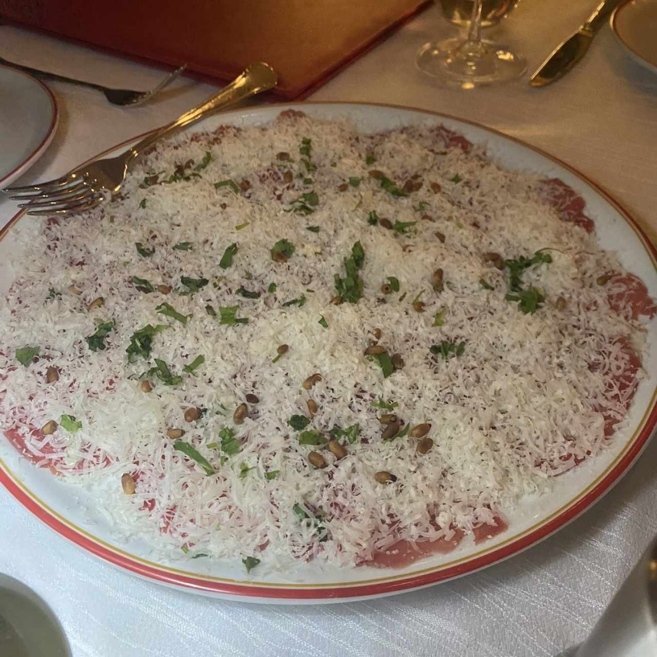 Carpaccio de res