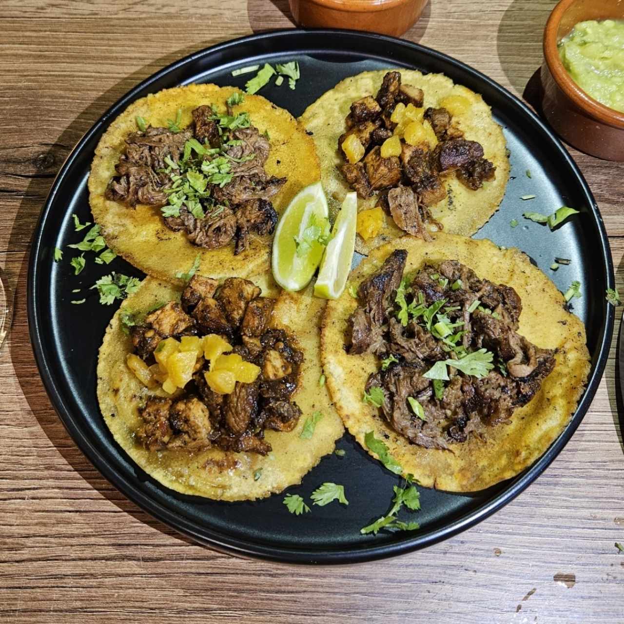 Orden de tacos (al pastor y birria) 