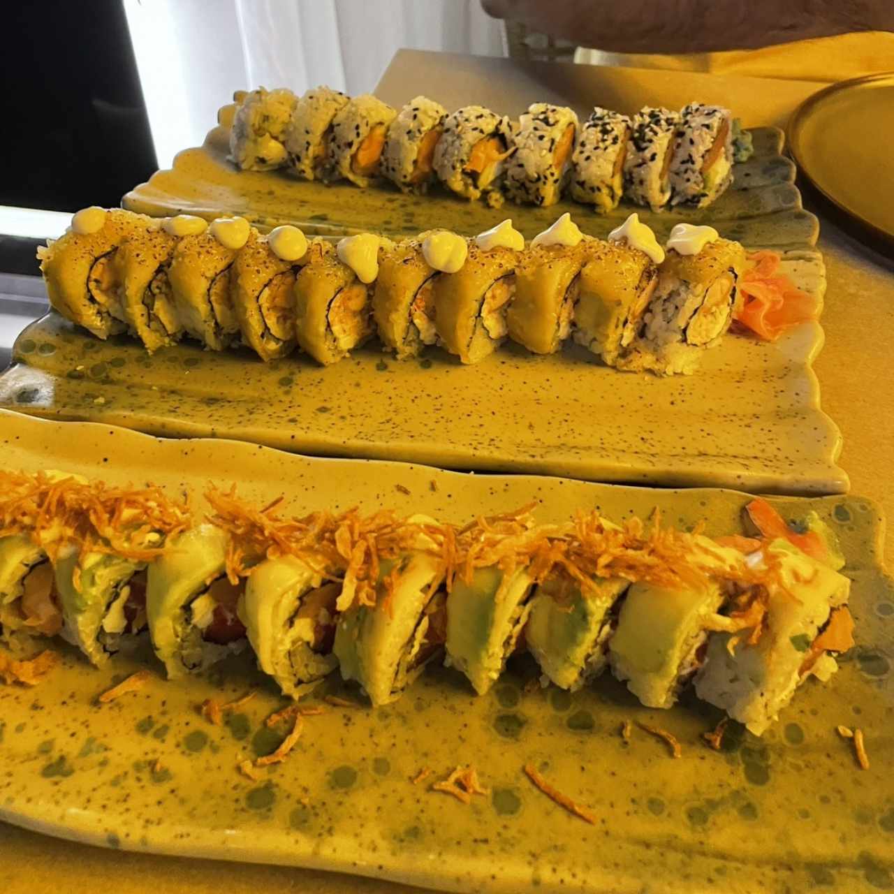 Samurai Roll, Alaska Roll y Parmesan Roll