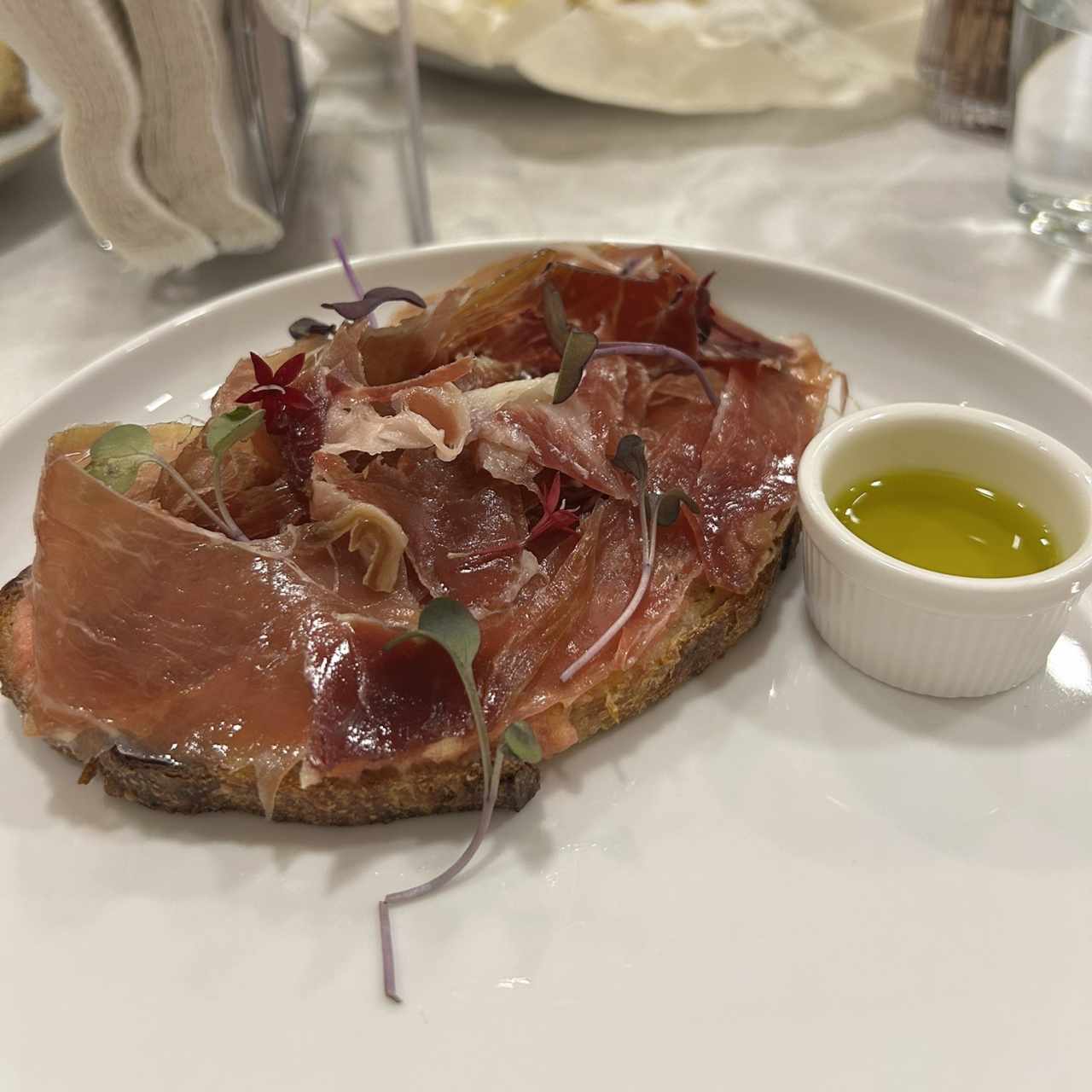 Pan Tumaca con jamón 