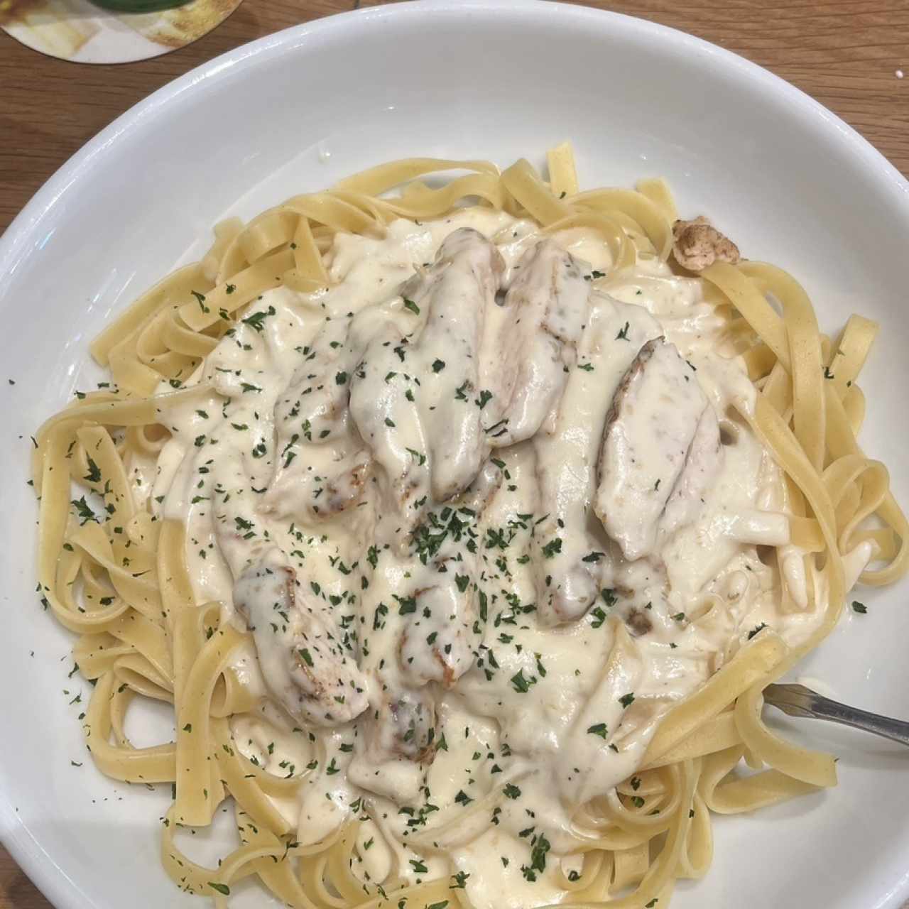 Fettuchini alfredo con pollo 