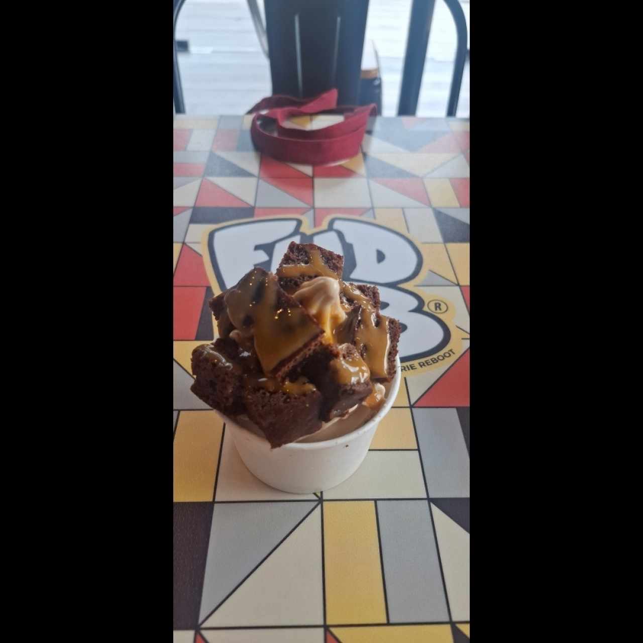 nanas choco bomb