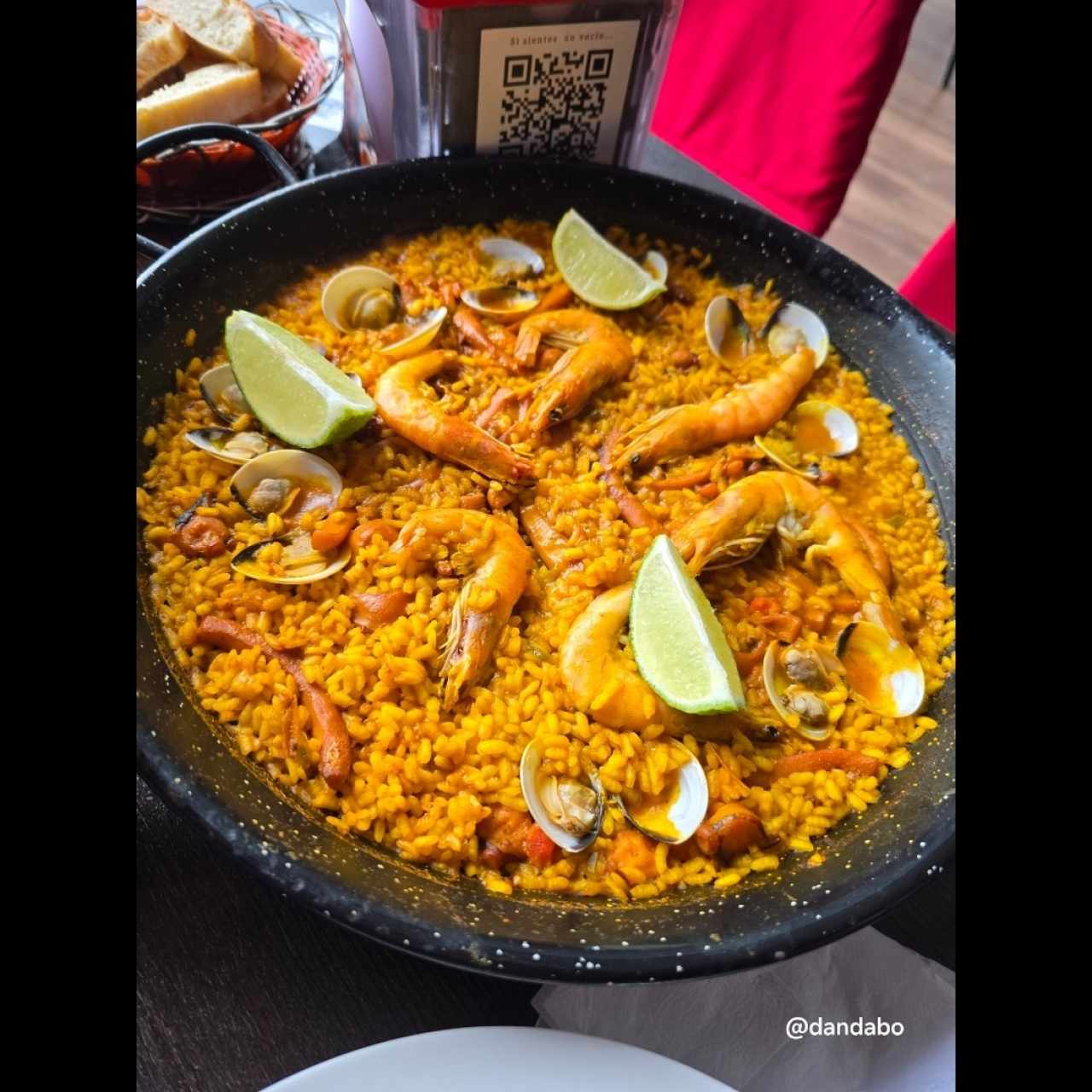 Paella de mariscos