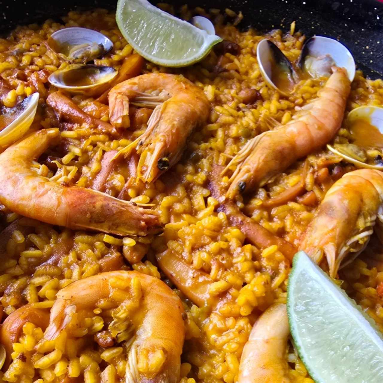 Paella de mariscos