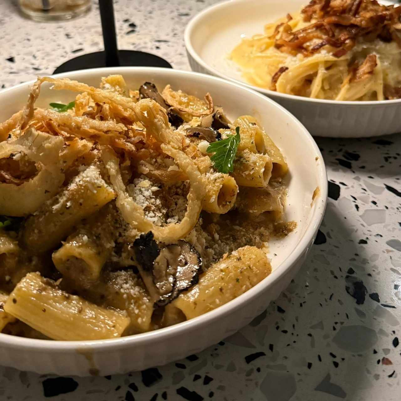 Rigatone cipolla e tartufo
