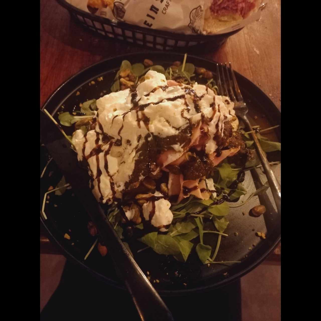 ENSALADAS - BURRATA FELICE