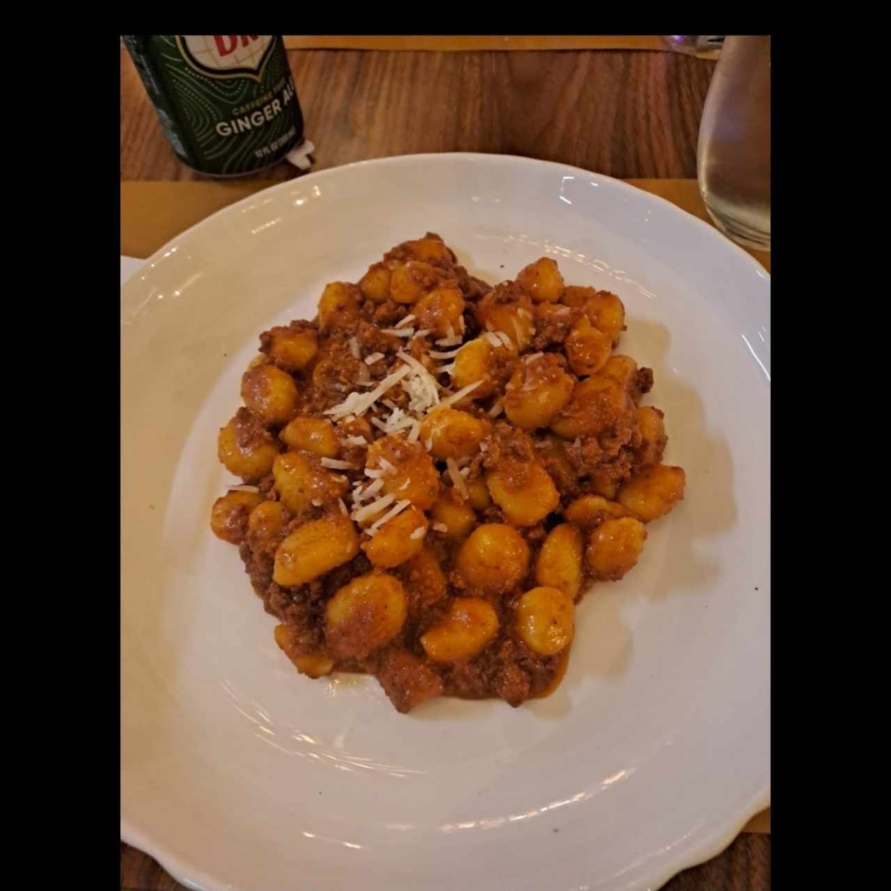 Ñoqui bologñesa