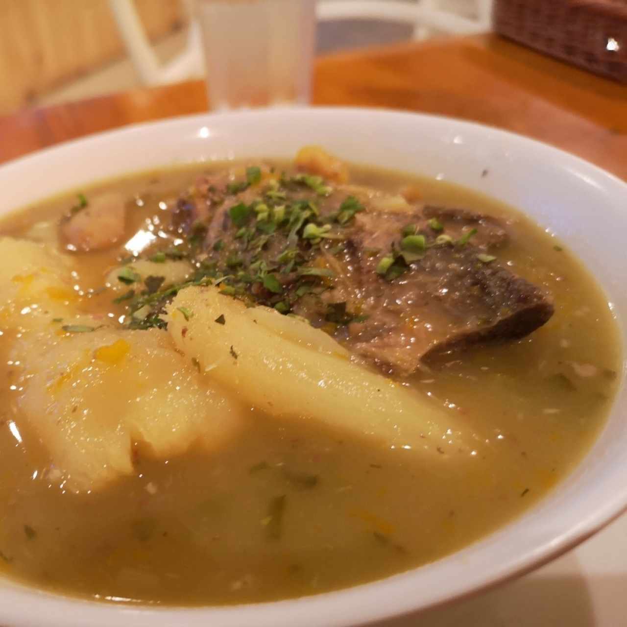 sopa de costilla