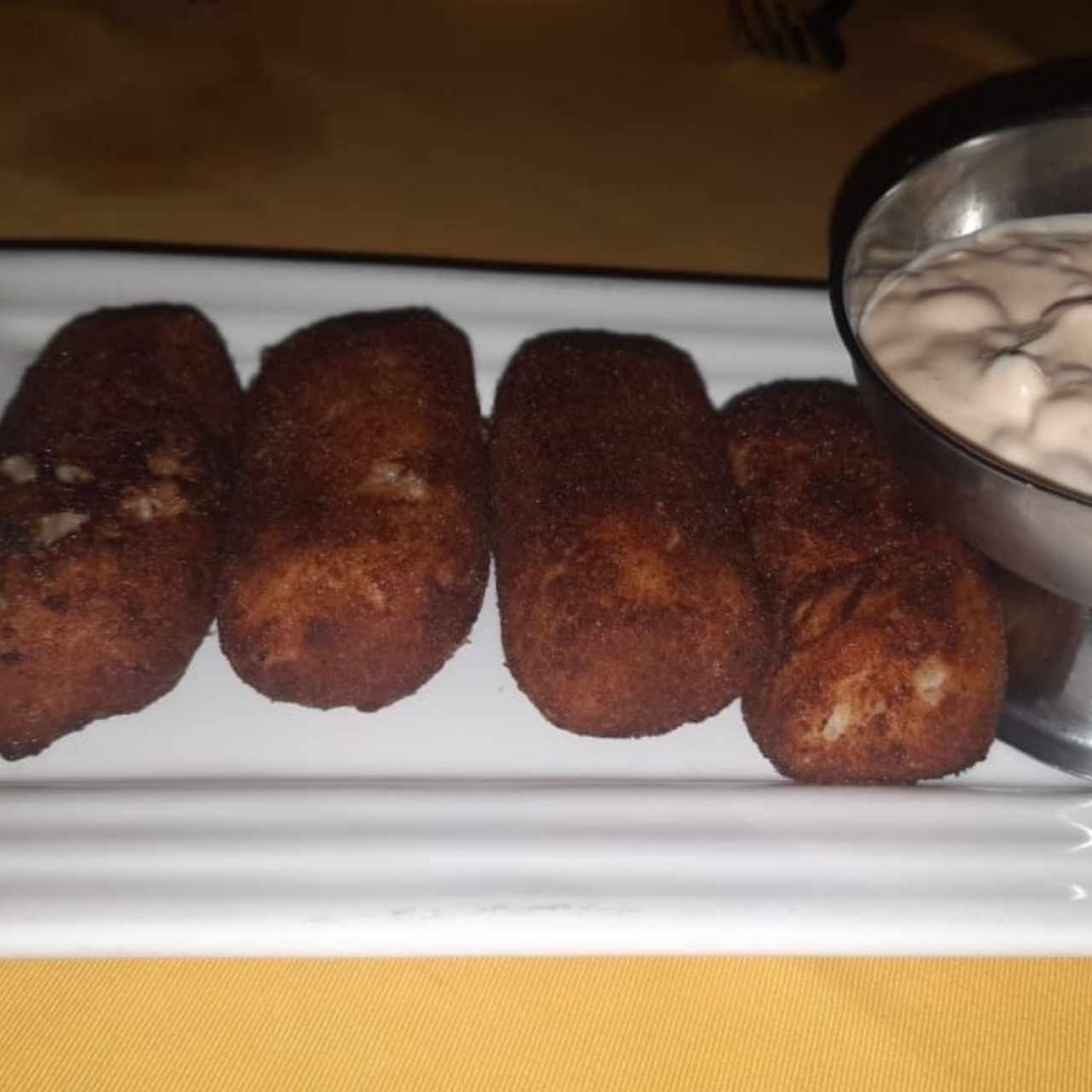 Croquetas de jamón serrano