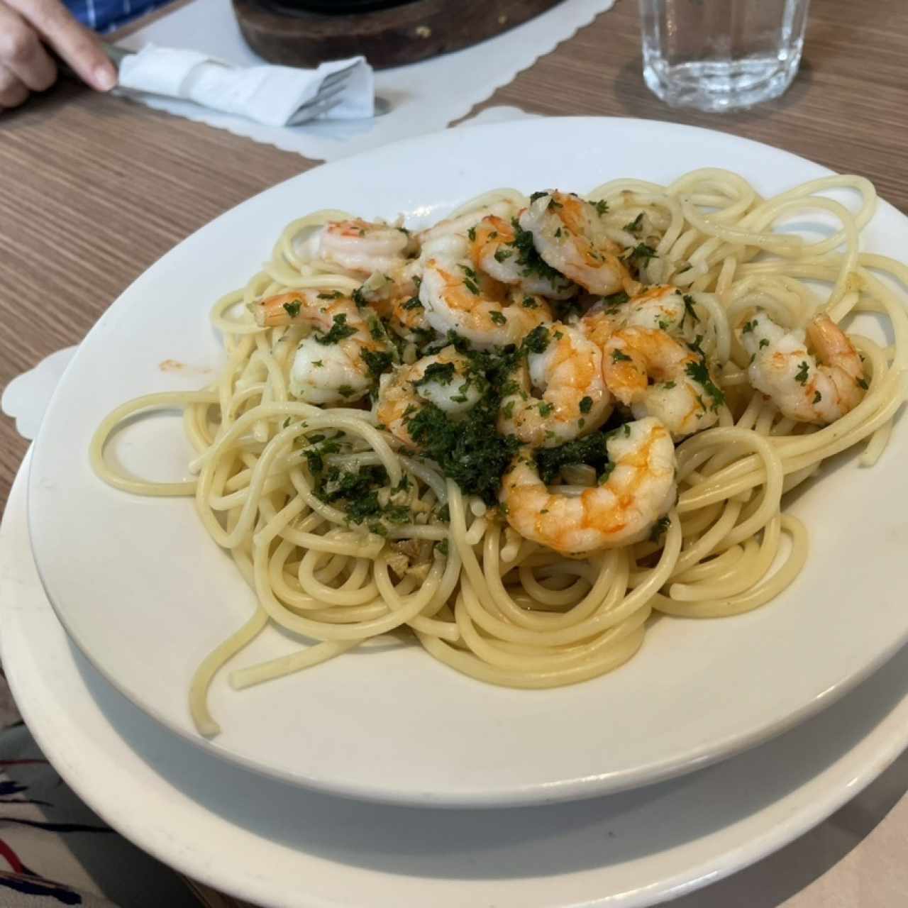 Con Camarones (shrimp spaguetti)