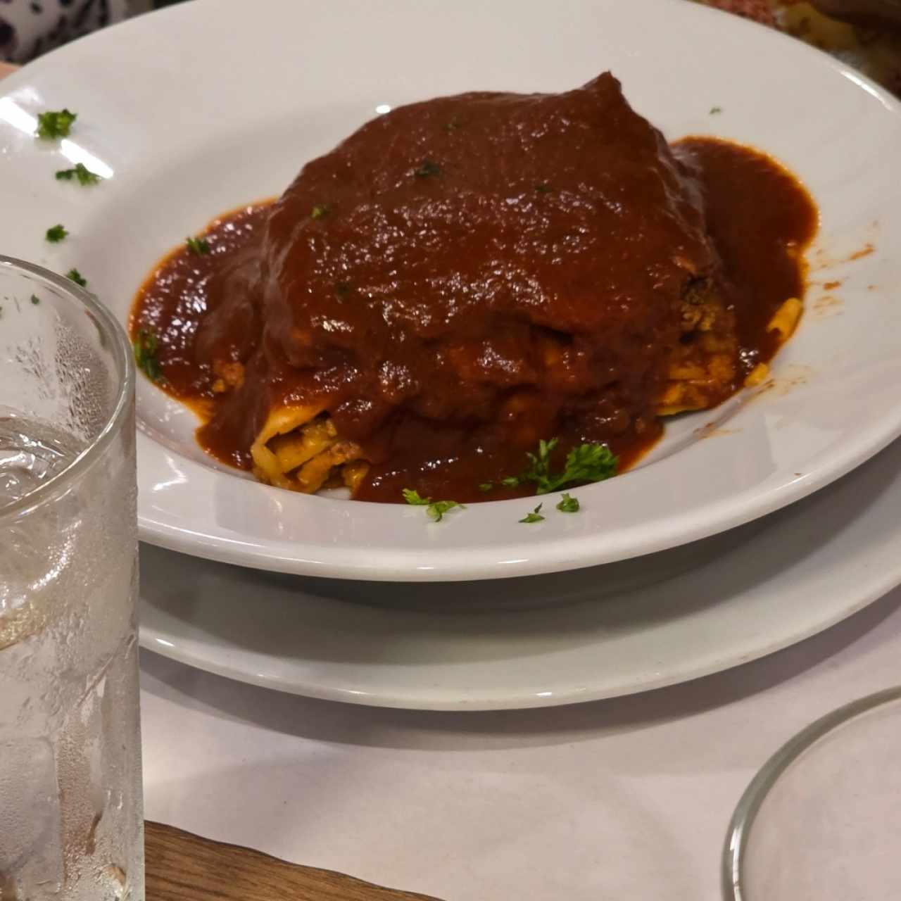 LASAGNA DE CARNE BOLOGNESA