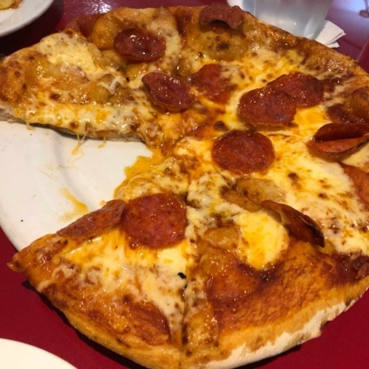 pizza pepperoni