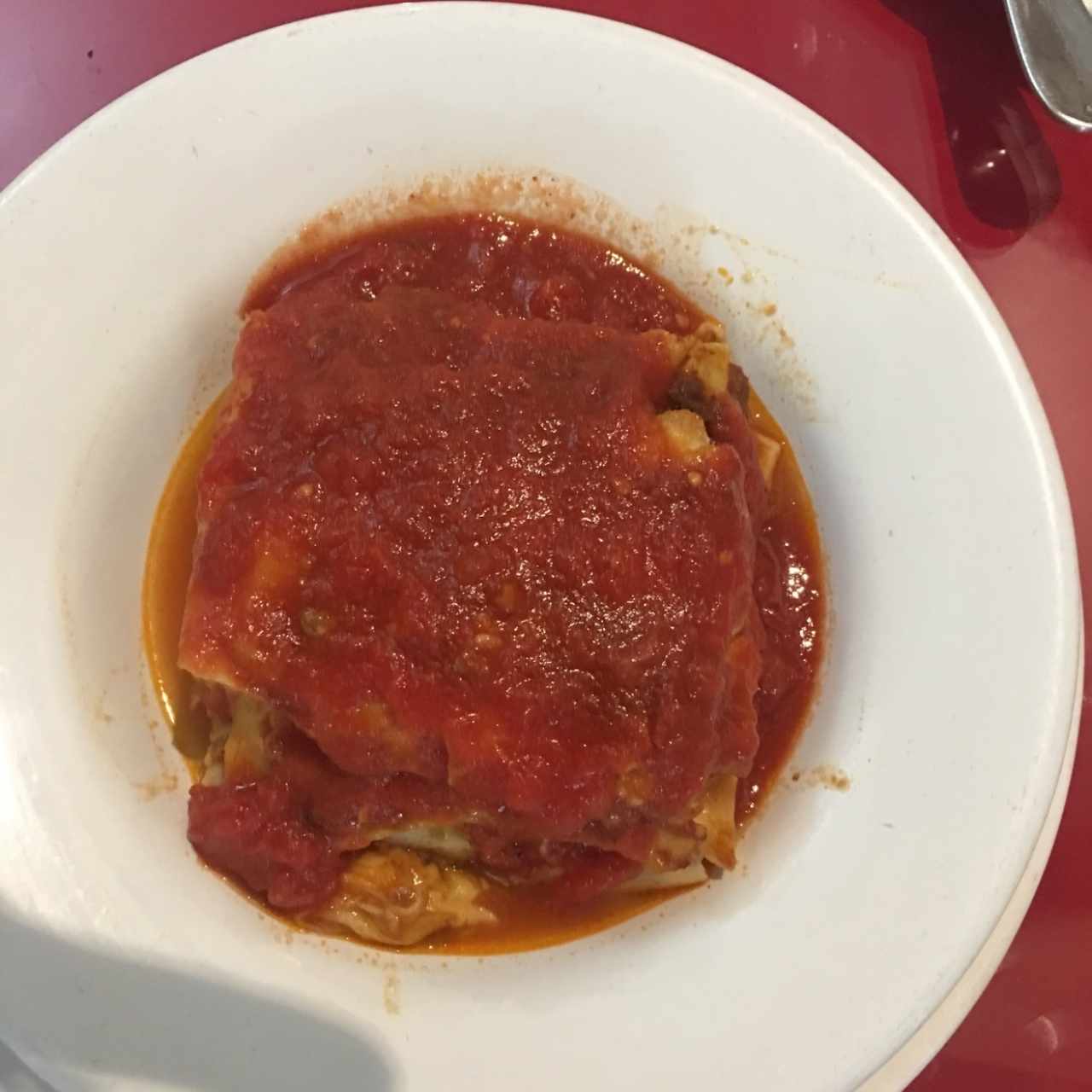 lasaña sorrento en salsa roja