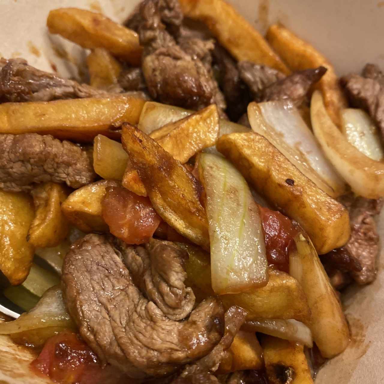 Menú - Lomo Saltado