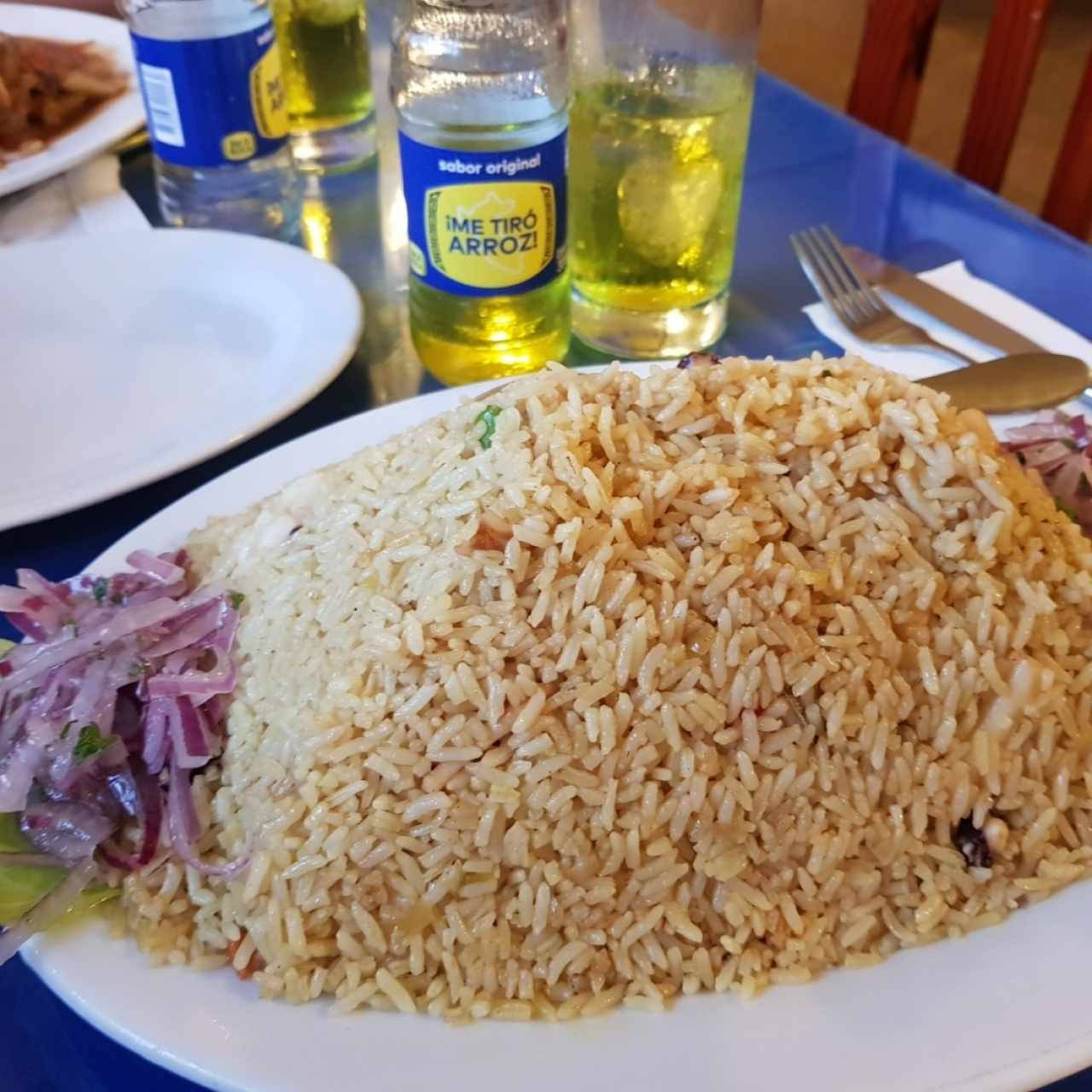 Arroz con mariscos. Acompañado con Inca Cola