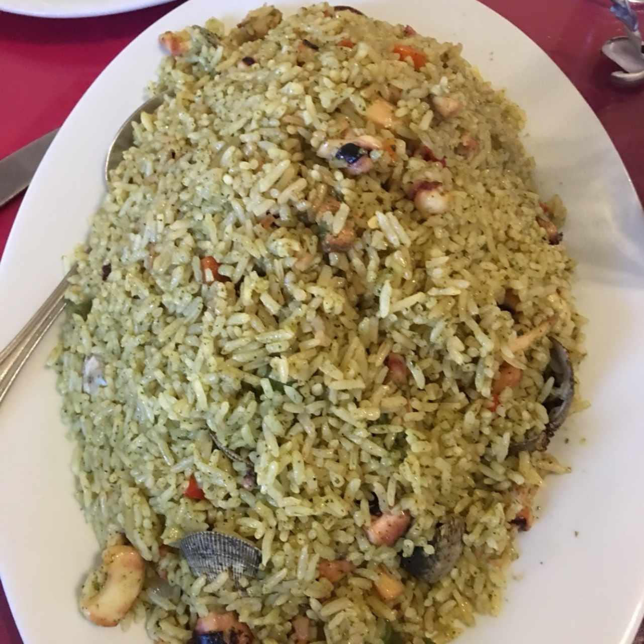 Arroz verde con mariscos