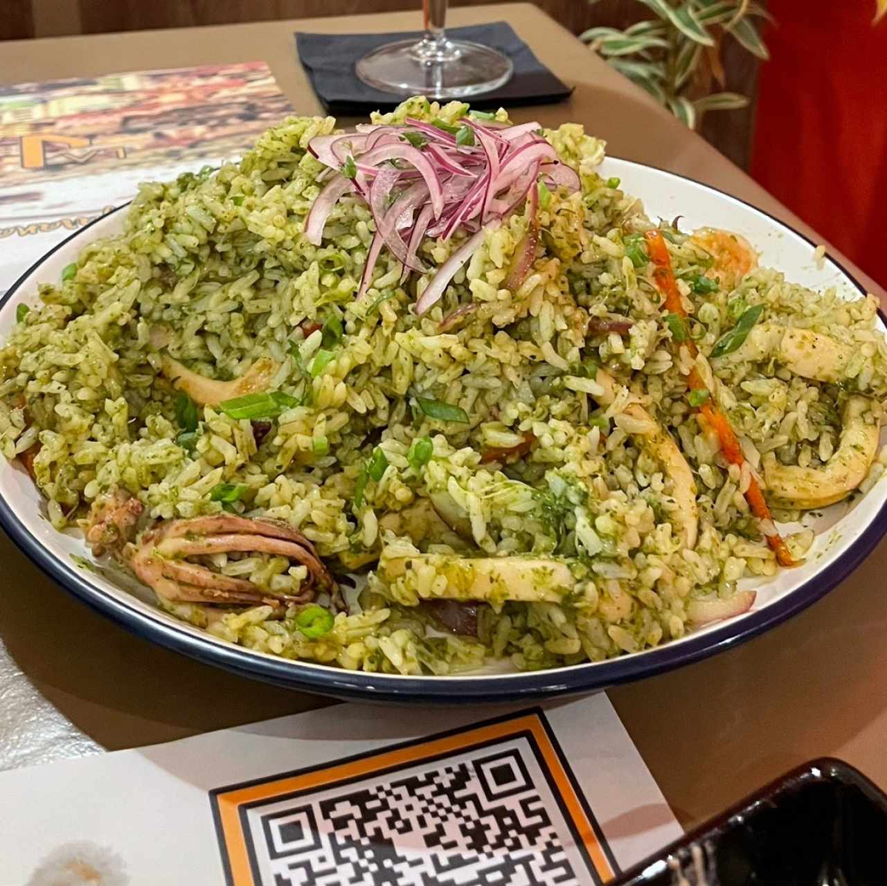 Arroz verde con Mariscos