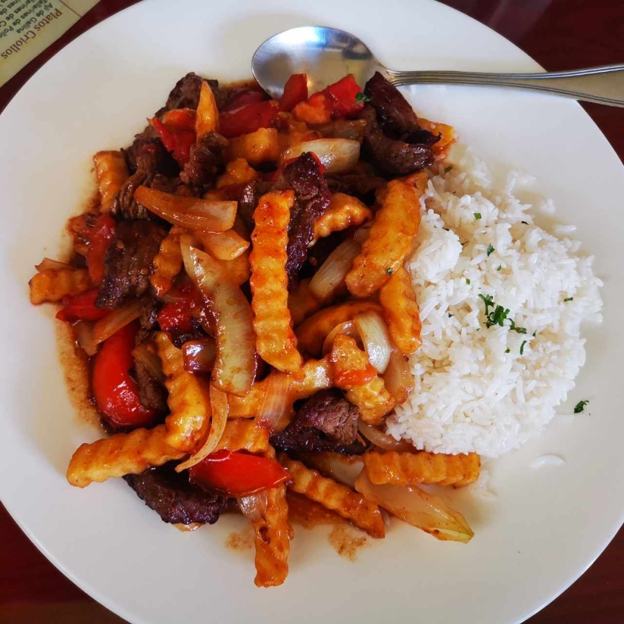 Menú - Lomo Saltado