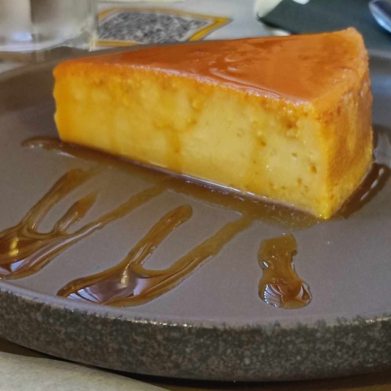 Flan de la casa