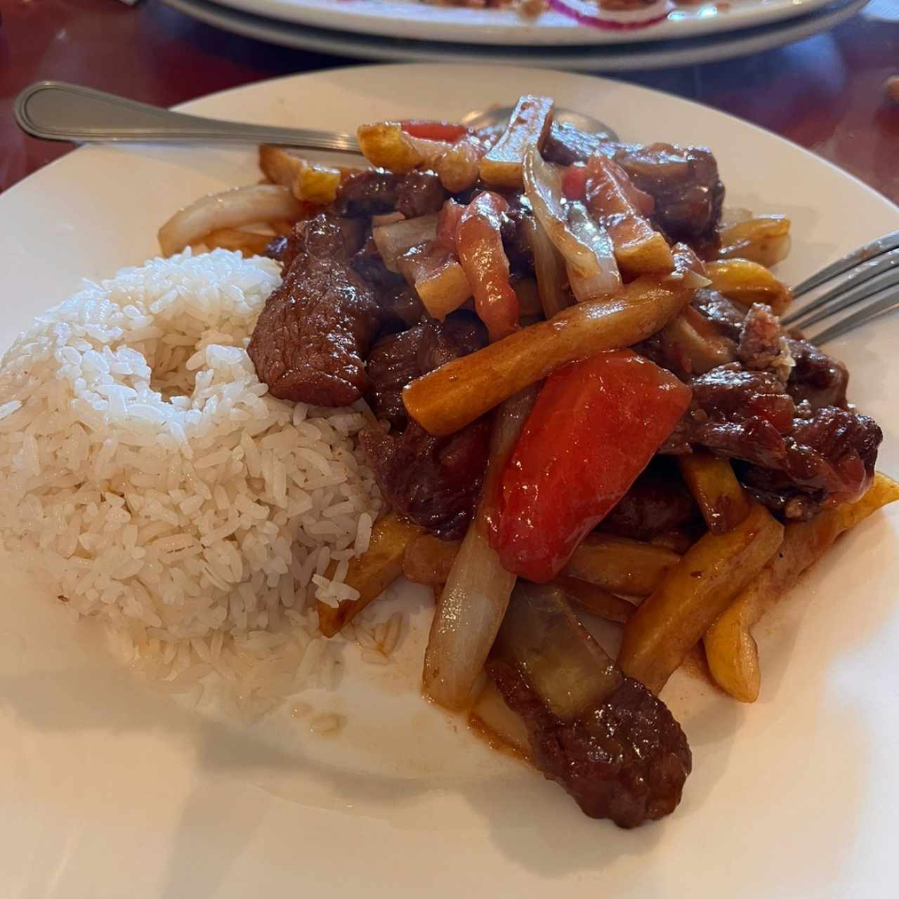 Menú - Lomo Saltado