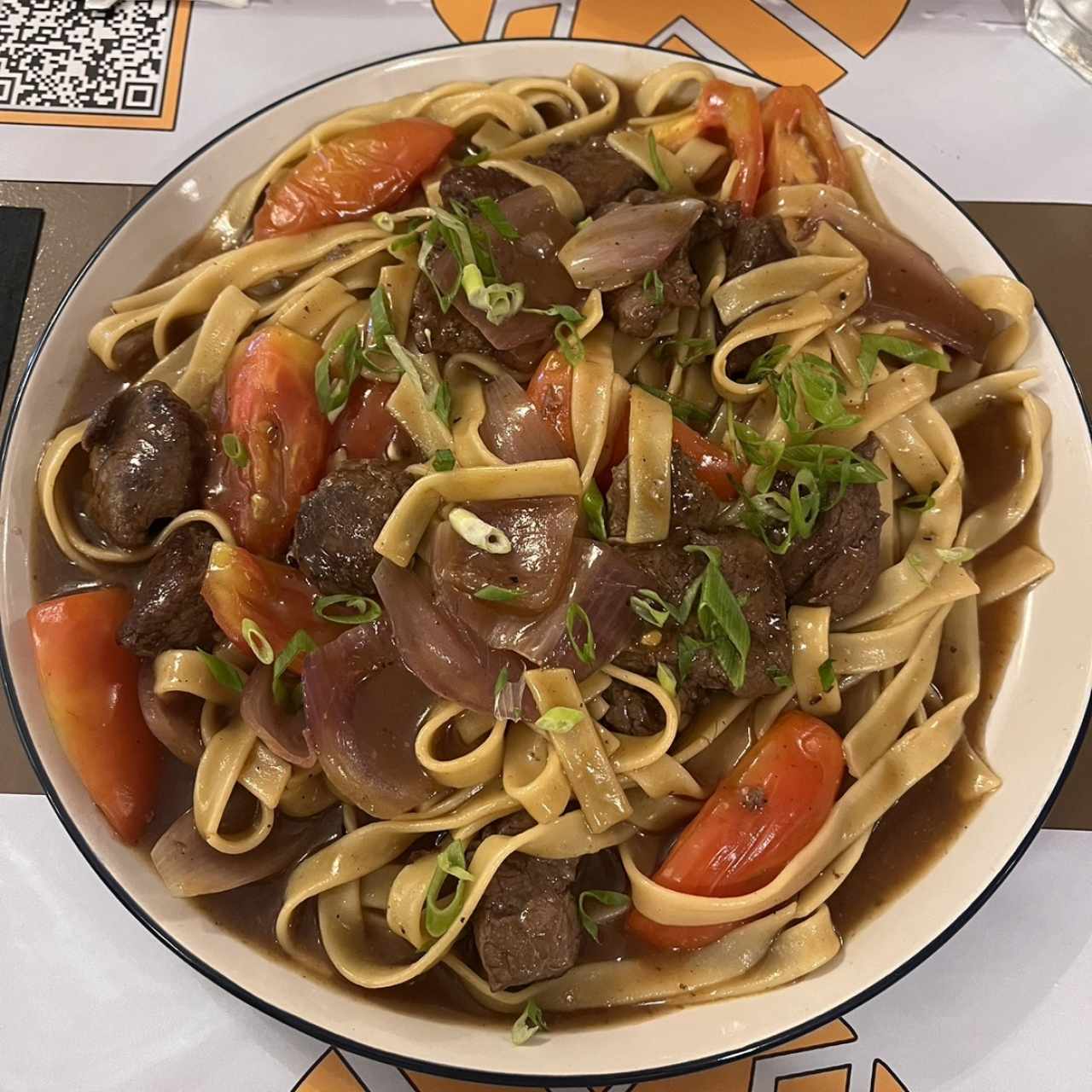 Menú - Lomo Saltado