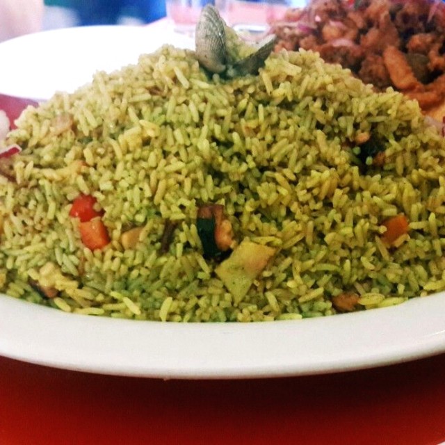 Arroz verde con mariscos