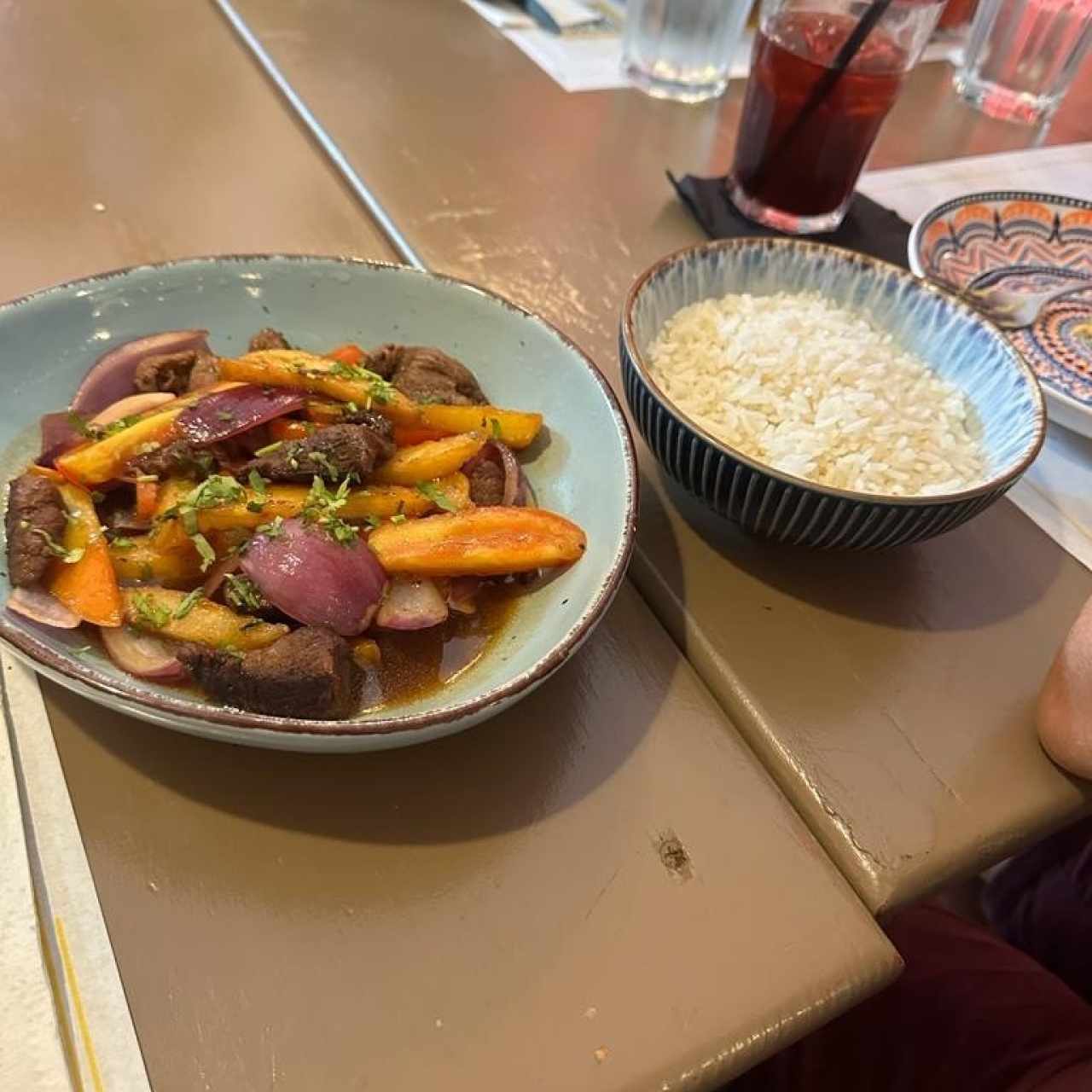 Lomo saltado