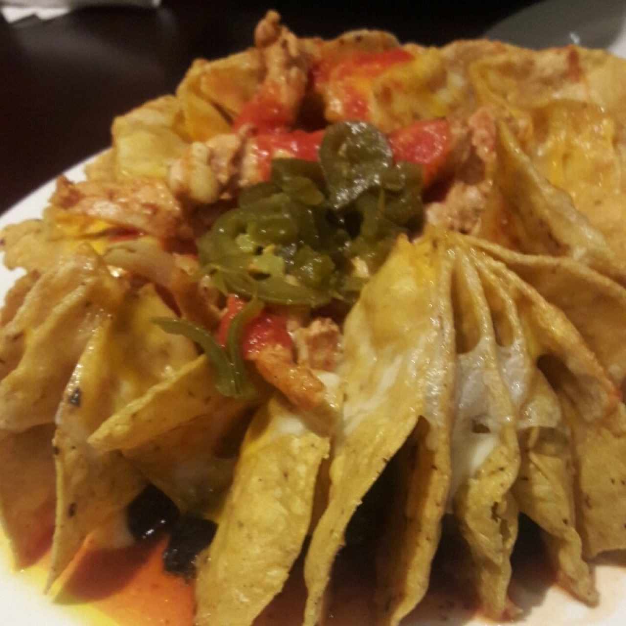 Nachos con pollo y chile