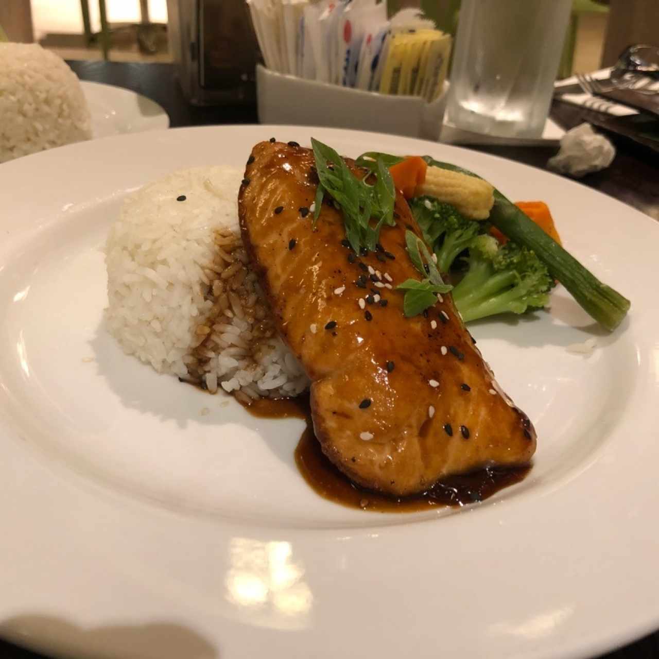 salmón teriyaki