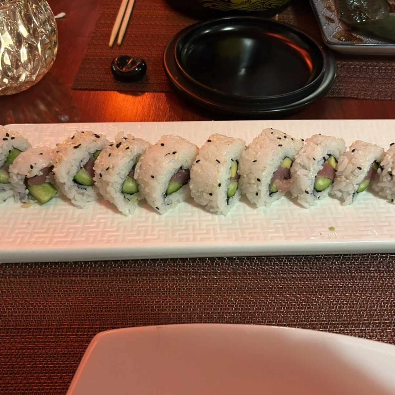 Sushi de atún