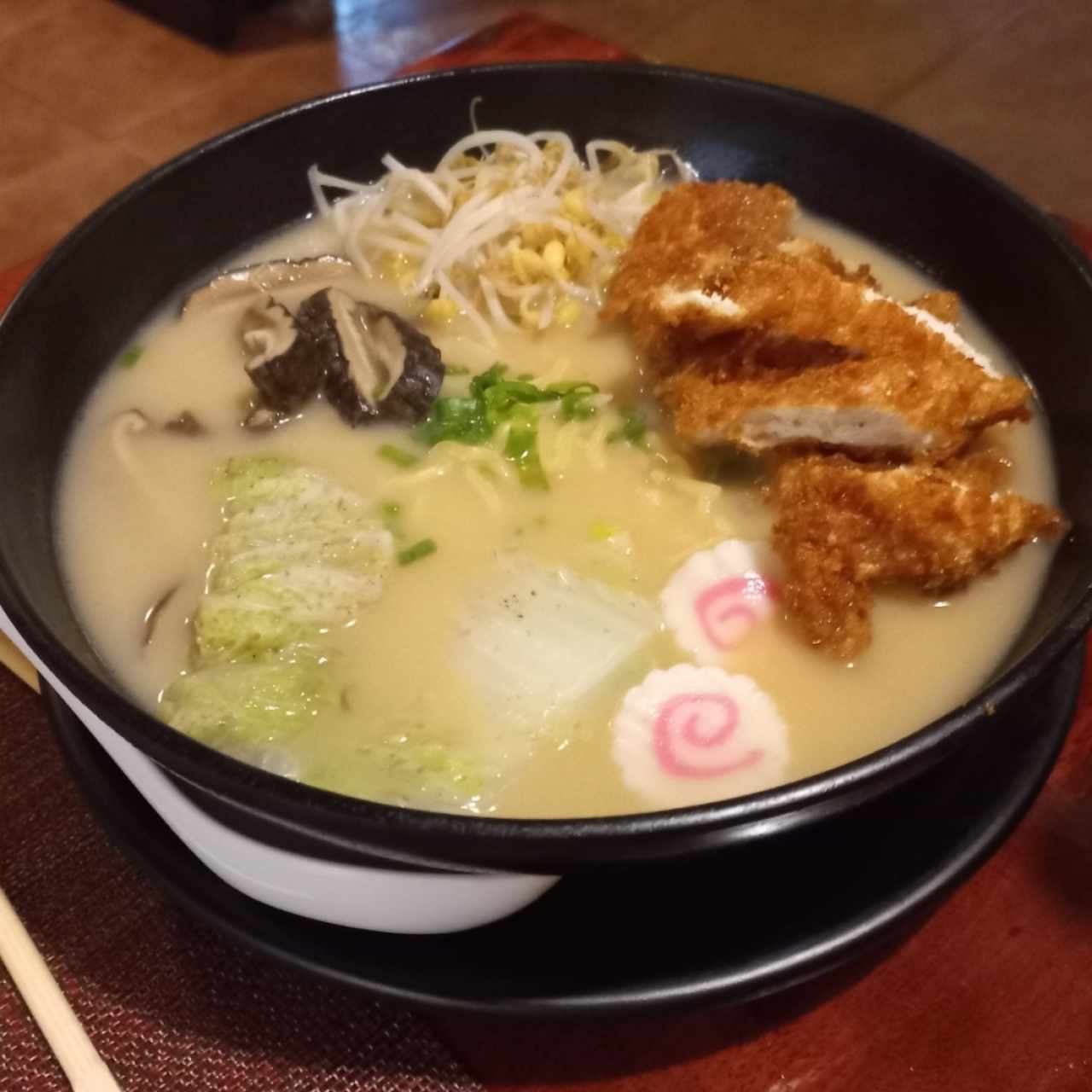 Ramen de pollo apanado