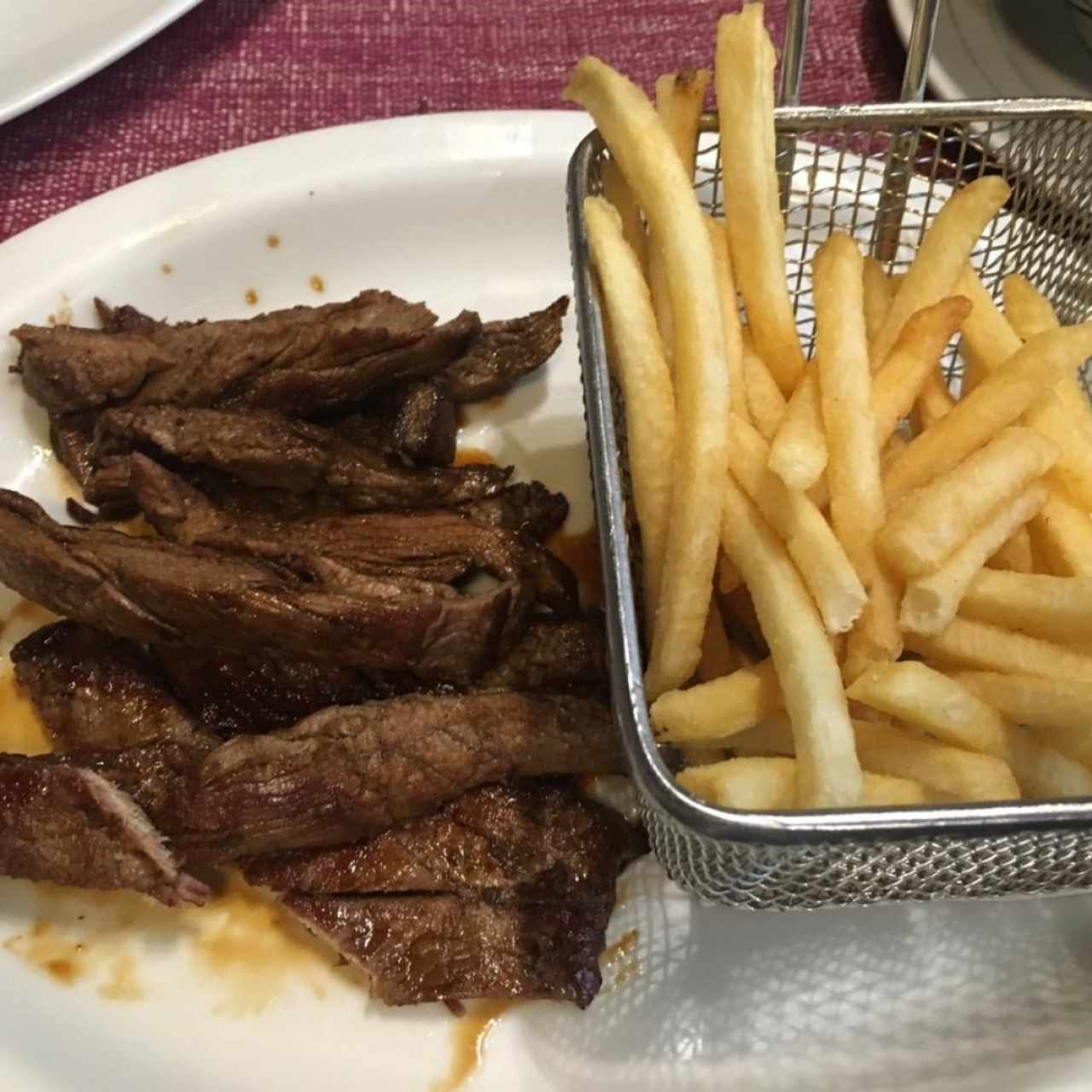 beef teriyaki con papas fritas