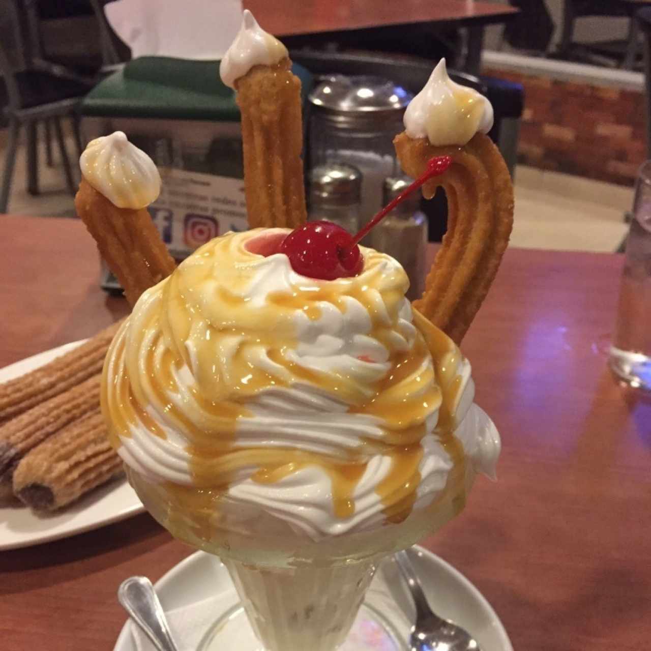 helado y churros