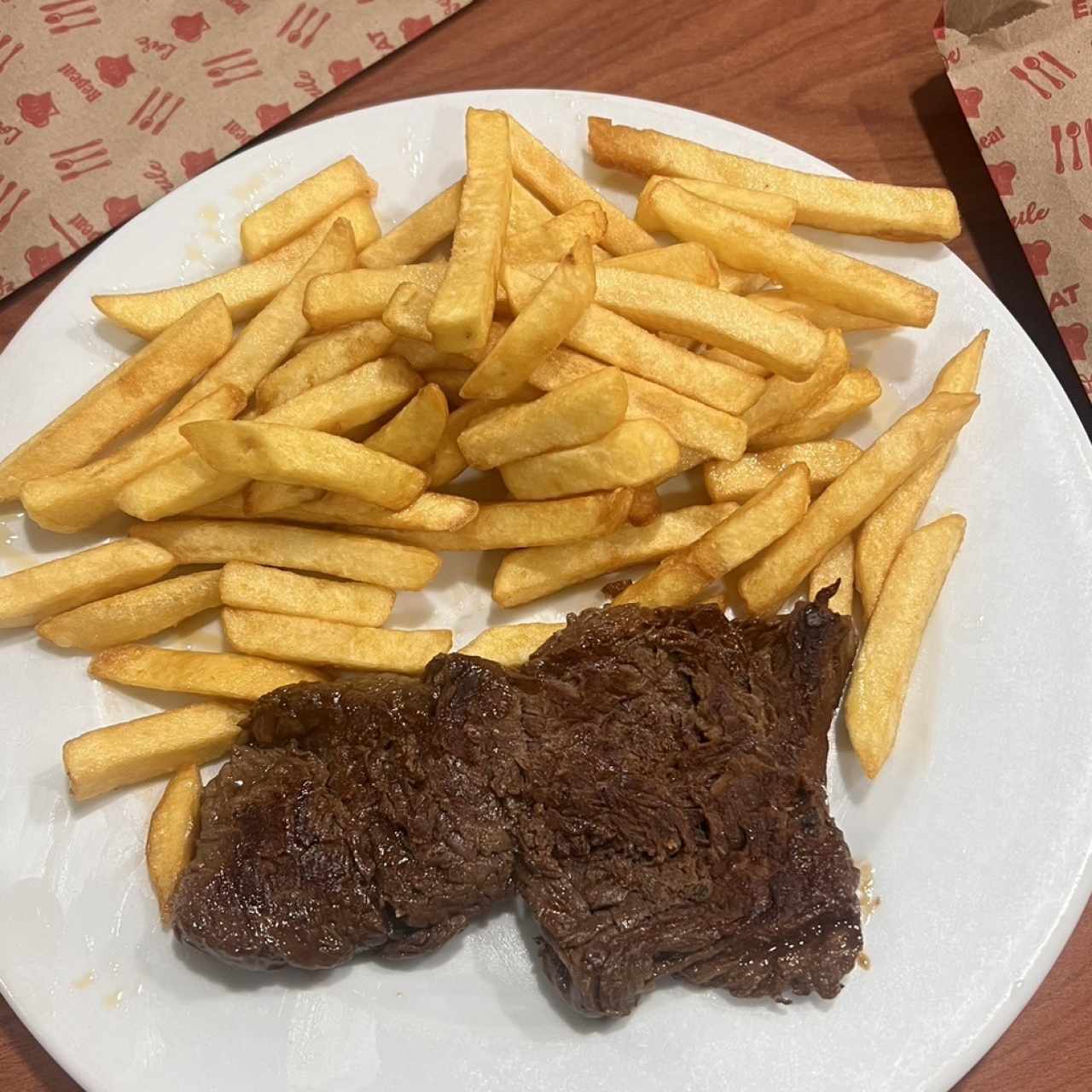 Filete de res a la Plancha o Al Ajillo