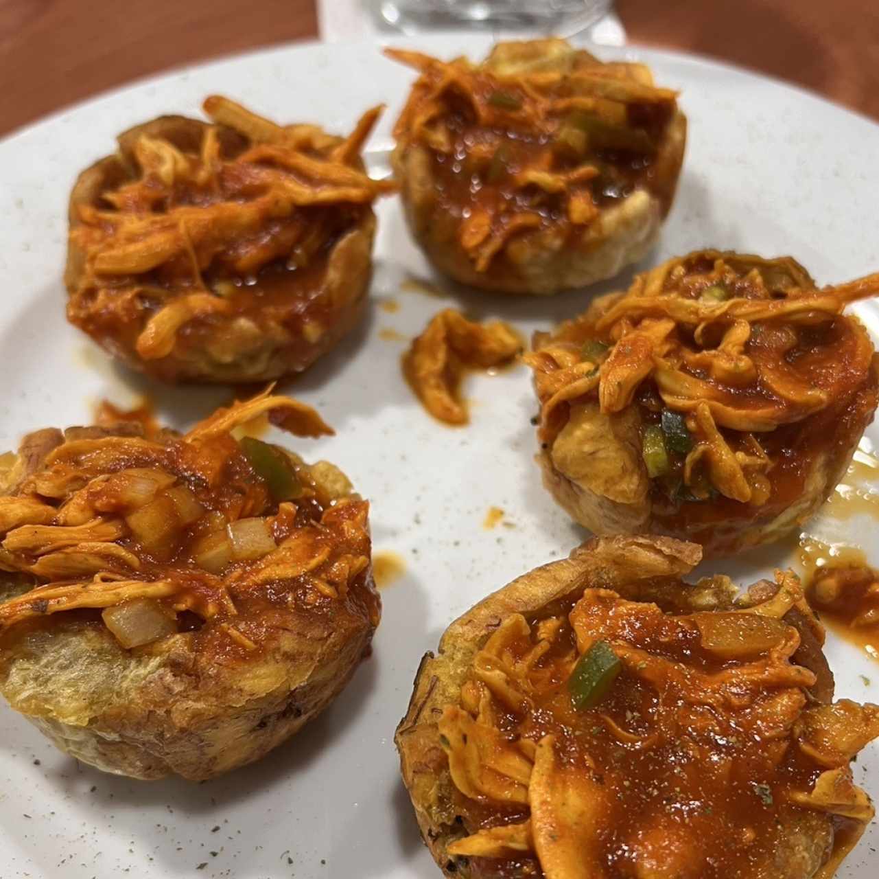 Patacones rellenos de Pollo o Boloñesa