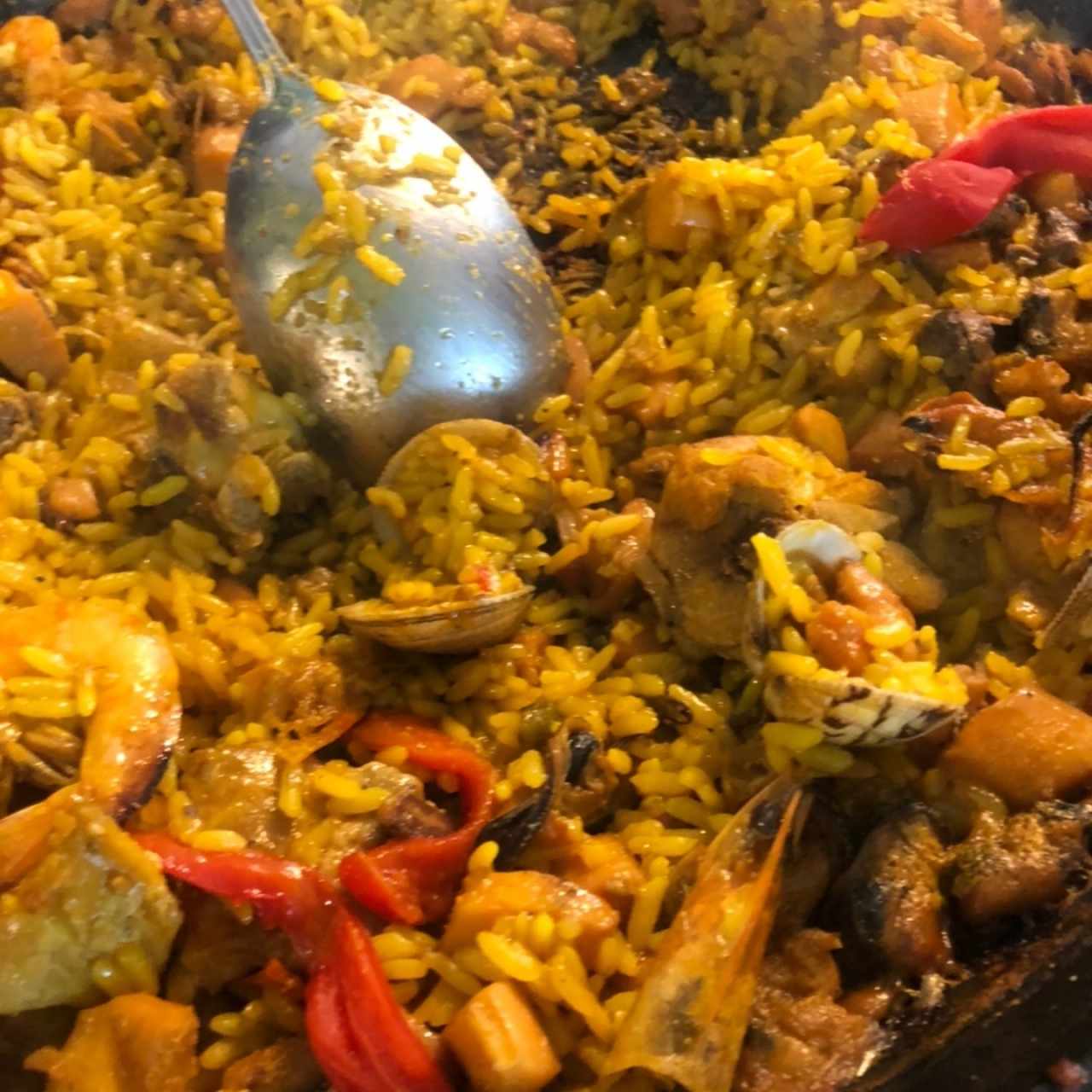 Paella - Paella de mariscos